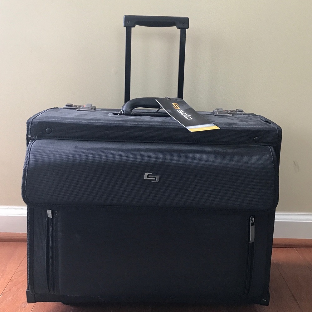 Solo NY rolling catalog case